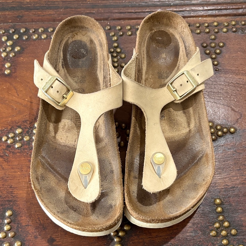 Papillio Birkenstock Cream Gizeh Sandals
